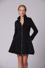 Carica l'immagine nel visualizzatore di Gallery, Cappotto a Ruota