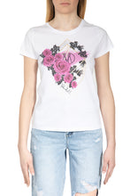Carica l'immagine nel visualizzatore di Gallery, T-shirt