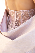 Carica l'immagine nel visualizzatore di Gallery, Abito lungo bustier con corpetto ricamato
